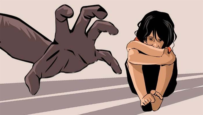 বাড়ির পাশে খেলতে থাকা ৩ বছরের শিশু ইজিবাইক চালকের লালসার শিকার