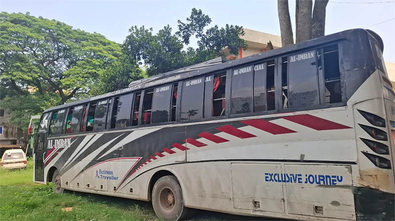 আবারও যাত্রীবাহী বাসে সংঘবদ্ধ ডাকাতি, রাতভর লুটপাট-নারীধর্ষণ