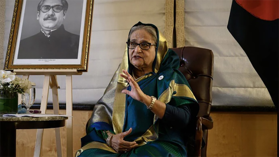 দিল্লিতে শেখ হাসিনার সাথে আওয়ামী লীগের শীর্ষ নেতৃবৃন্দের বৈঠক অনুষ্ঠিত