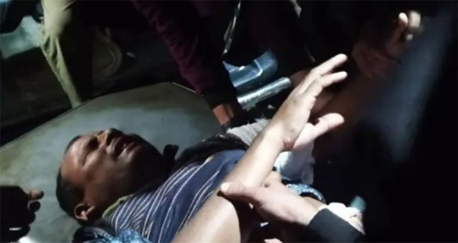 নিপীড়নে অতিষ্ঠ হয়ে জামায়াত নেতাকে চাইনিজ কুড়ালে কোপালেন ছাত্রলীগ কর্মী