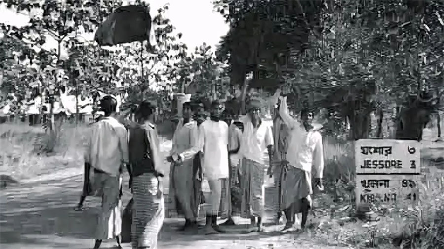 যশোর মুক্ত দিবস: একাত্তরের এদিন ‘জয় বাংলা’ স্লোগানে মুখরিত ছিল নগরী