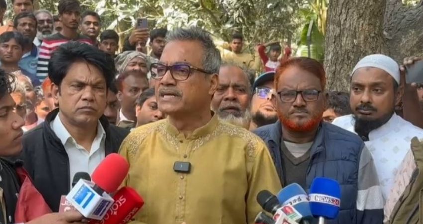 চাঁপাইনবাবগঞ্জের বোমা বিস্ফোরণের সাথে জামায়াত জড়িত: বিএনপি নেতা হারুন