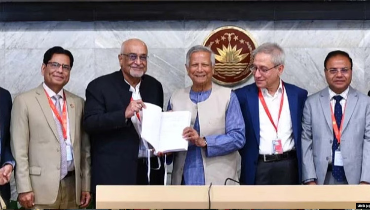 ইউনূস সরকারের দুর্নীতি ও দেশবিরোধী চুক্তিগুলো খতিয়ে দেখার আহ্বান ড. ইউনূসেরই আস্থাভাজন ড. দেবপ্রিয়র!