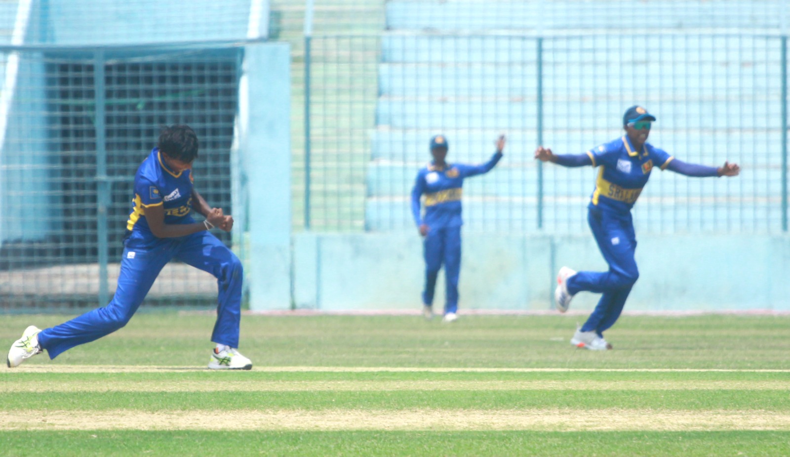 বাংলাদেশকে হারিয়ে শ্রীলঙ্কার সিরিজে সমতা