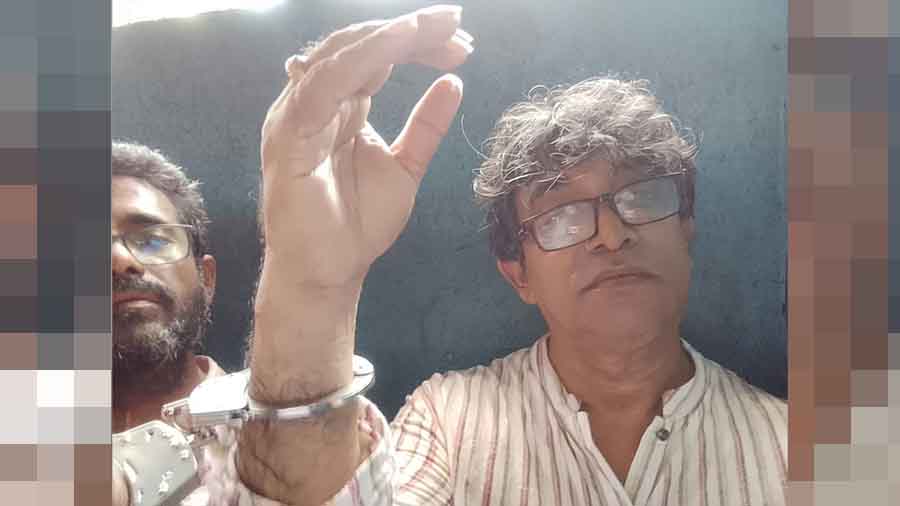 জাসদ কার্যালয়ে সংবাদ সংগ্রহে গিয়ে সাংবাদিক আটক