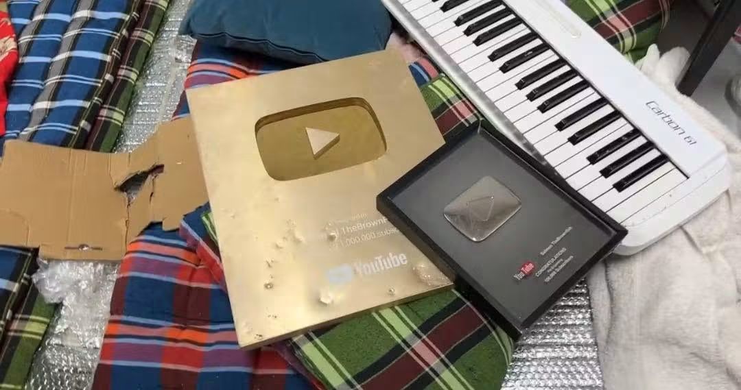 চাঁদা না দেওয়ায় ইউটিবার সালমান মুক্তাদিরের স্টুডিও ও নিউ গ্রিনি প্রপার্টিজে হামলা-ভাঙচুর