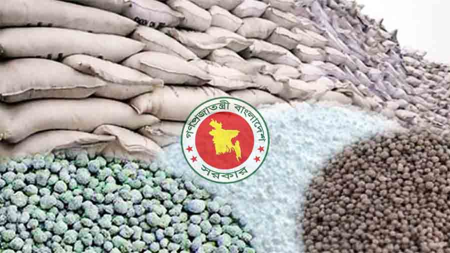 সারের ডিলার নিয়োগে দল-স্বজনপ্রীতি, আর্থিক লেনদেন: ১৭ বছর ‘বঞ্চিত’ থাকায় সরকারের বিশেষ নির্দেশনা